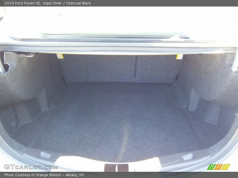 Ingot Silver / Charcoal Black 2014 Ford Fusion SE