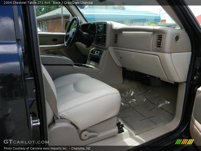 Black / Gray/Dark Charcoal 2004 Chevrolet Tahoe Z71 4x4