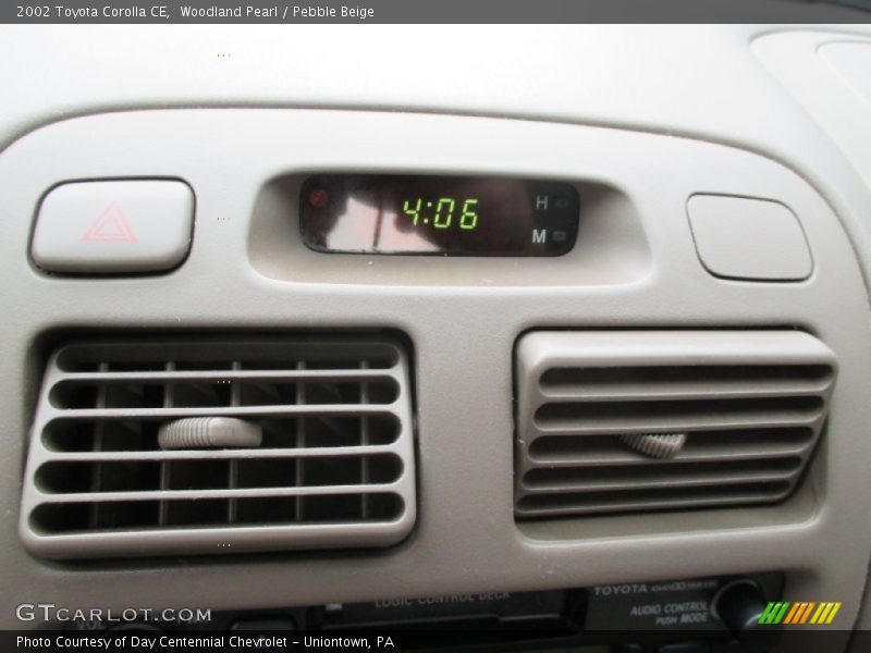 Woodland Pearl / Pebble Beige 2002 Toyota Corolla CE