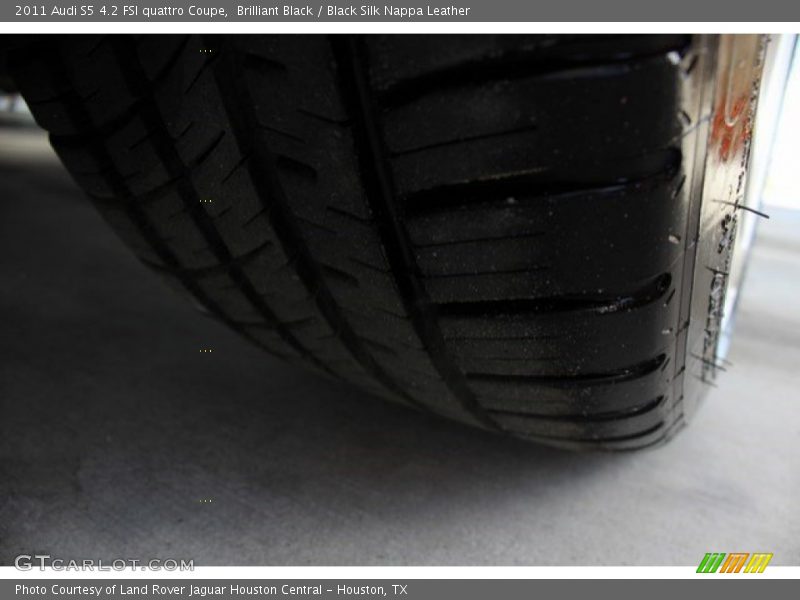 Brilliant Black / Black Silk Nappa Leather 2011 Audi S5 4.2 FSI quattro Coupe