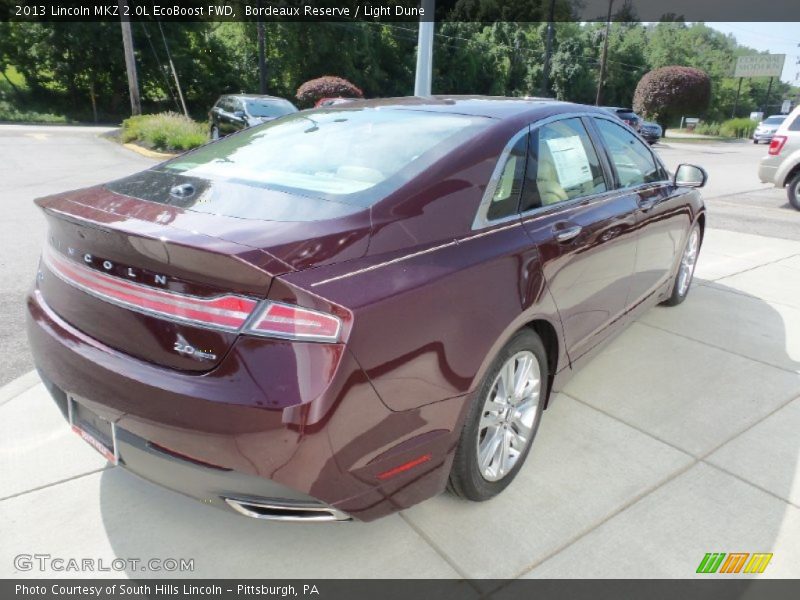Bordeaux Reserve / Light Dune 2013 Lincoln MKZ 2.0L EcoBoost FWD