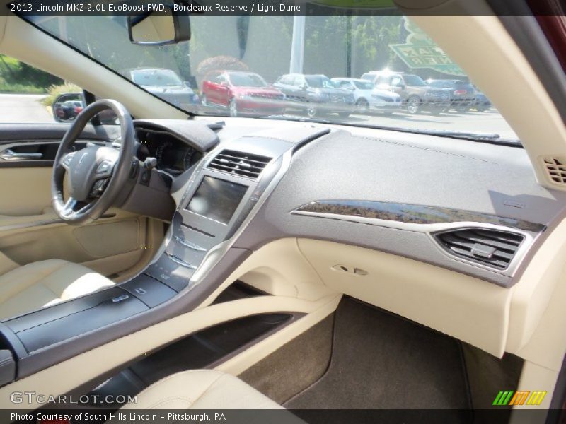 Bordeaux Reserve / Light Dune 2013 Lincoln MKZ 2.0L EcoBoost FWD