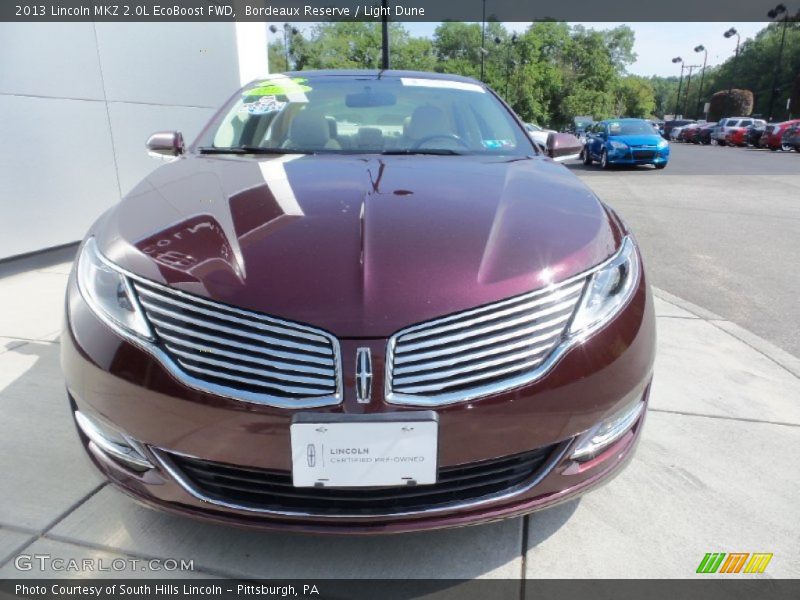 Bordeaux Reserve / Light Dune 2013 Lincoln MKZ 2.0L EcoBoost FWD