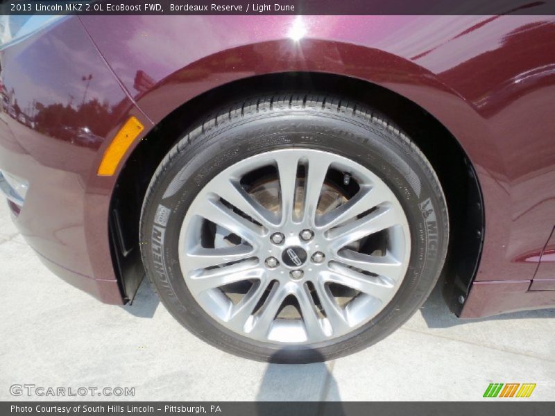 Bordeaux Reserve / Light Dune 2013 Lincoln MKZ 2.0L EcoBoost FWD