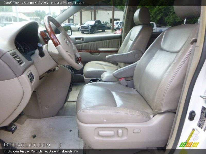 Front Seat of 2005 Sienna XLE AWD