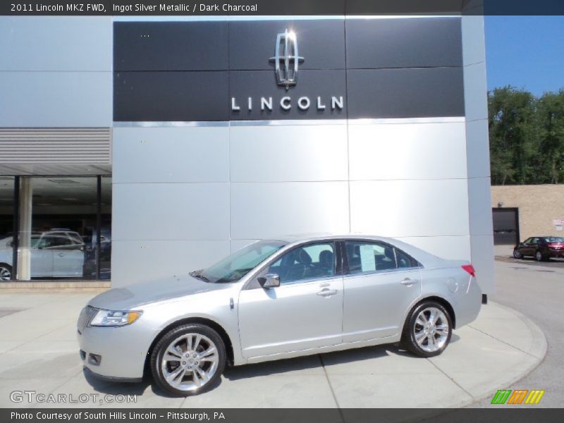 Ingot Silver Metallic / Dark Charcoal 2011 Lincoln MKZ FWD