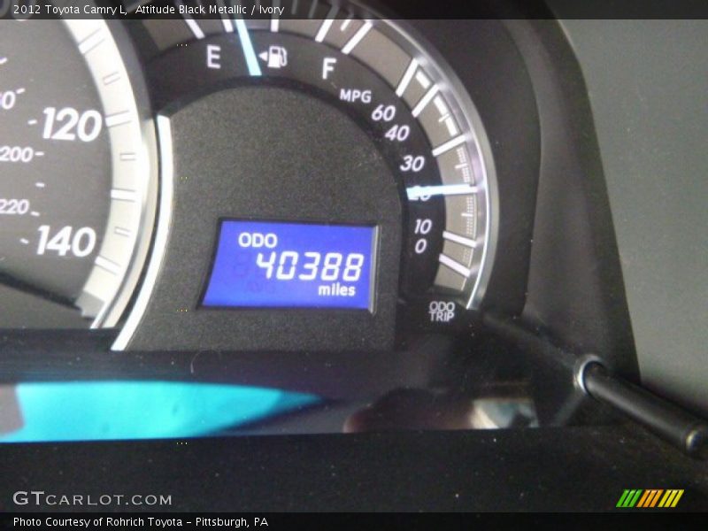 Attitude Black Metallic / Ivory 2012 Toyota Camry L