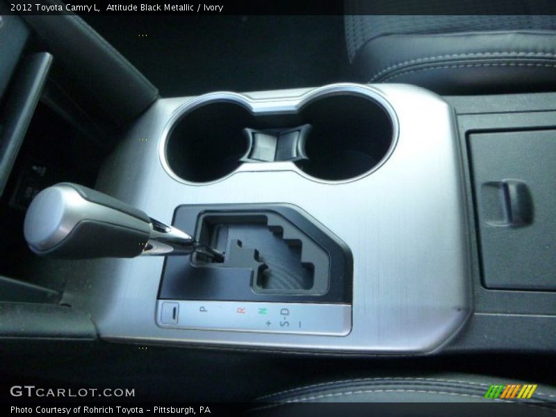 Attitude Black Metallic / Ivory 2012 Toyota Camry L