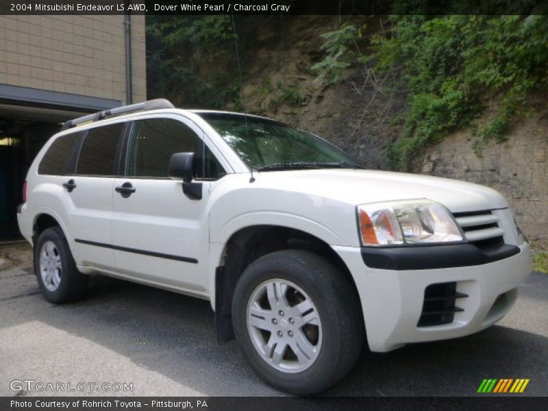 Dover White Pearl / Charcoal Gray 2004 Mitsubishi Endeavor LS AWD