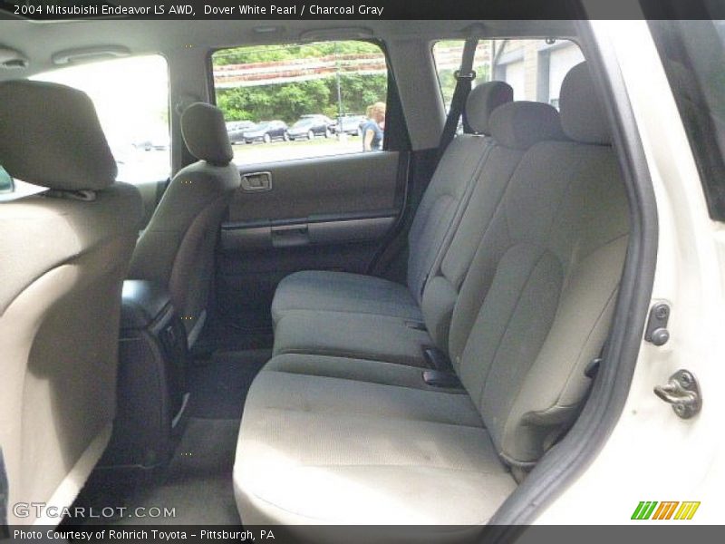 Dover White Pearl / Charcoal Gray 2004 Mitsubishi Endeavor LS AWD