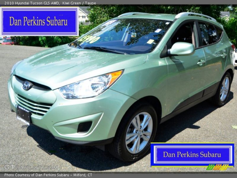 Kiwi Green / Taupe 2010 Hyundai Tucson GLS AWD