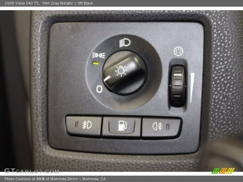 Flint Gray Metallic / Off Black 2006 Volvo S40 T5