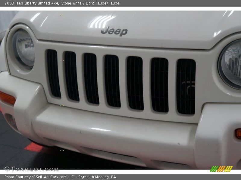 Stone White / Light Taupe/Taupe 2003 Jeep Liberty Limited 4x4