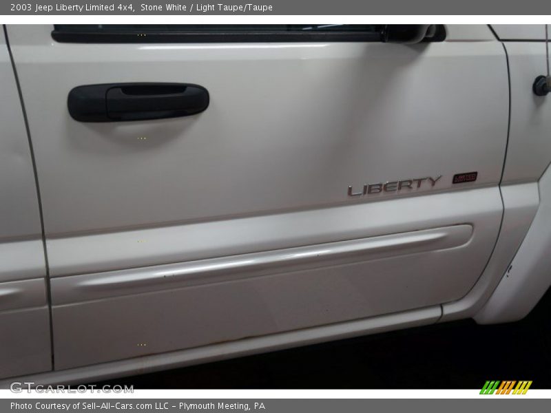 Stone White / Light Taupe/Taupe 2003 Jeep Liberty Limited 4x4