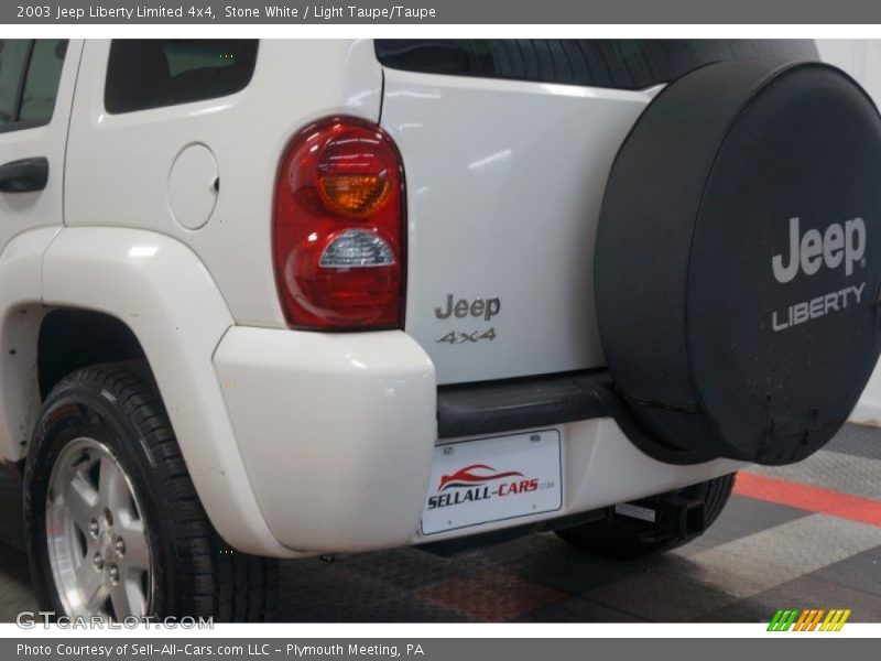 Stone White / Light Taupe/Taupe 2003 Jeep Liberty Limited 4x4