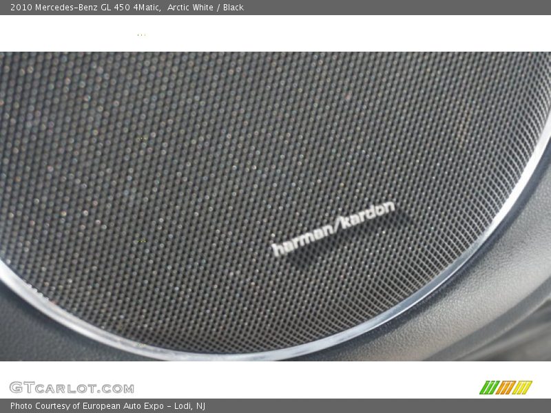 Arctic White / Black 2010 Mercedes-Benz GL 450 4Matic