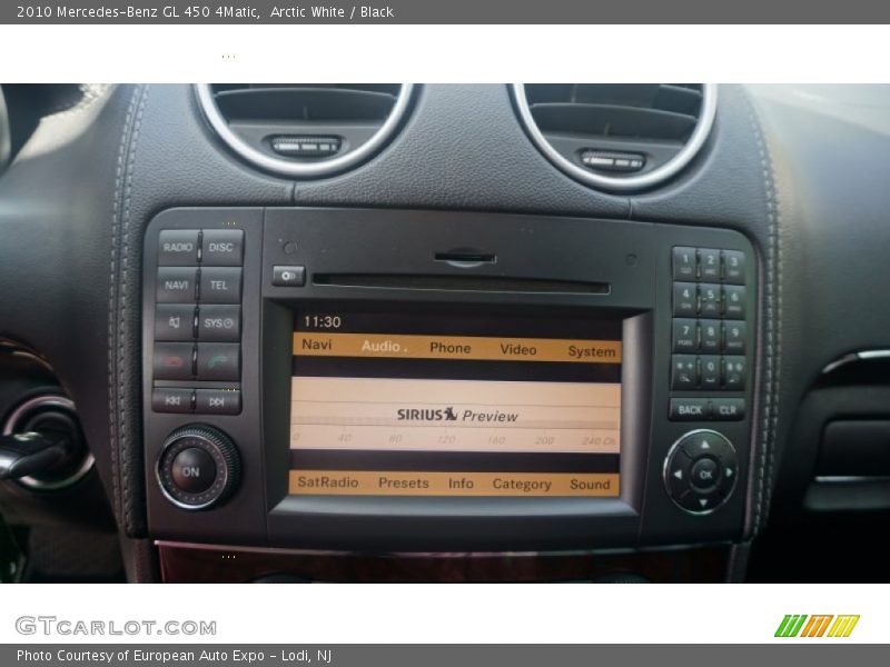 Arctic White / Black 2010 Mercedes-Benz GL 450 4Matic