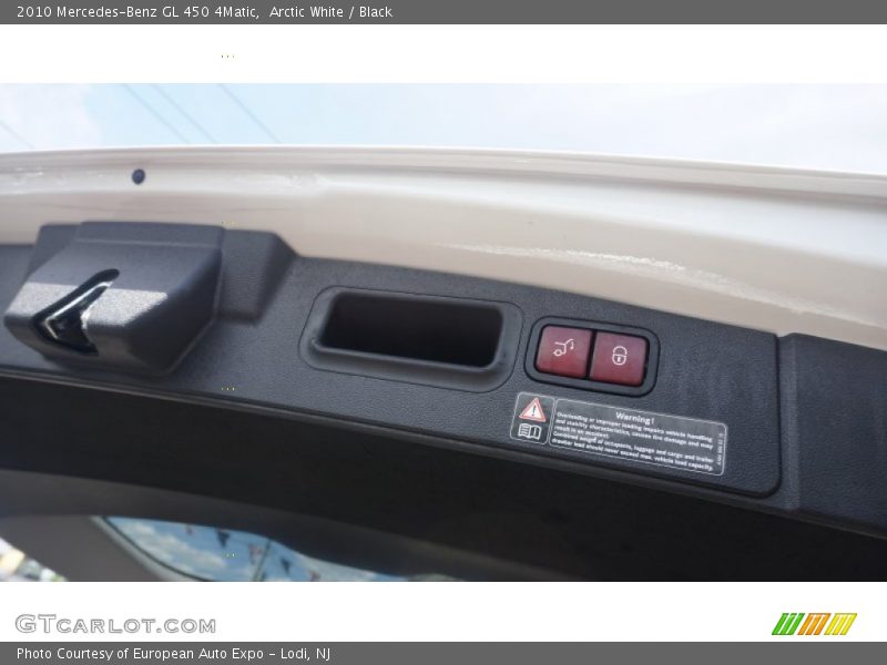 Arctic White / Black 2010 Mercedes-Benz GL 450 4Matic