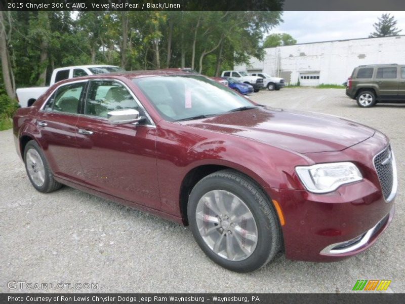 Front 3/4 View of 2015 300 C AWD