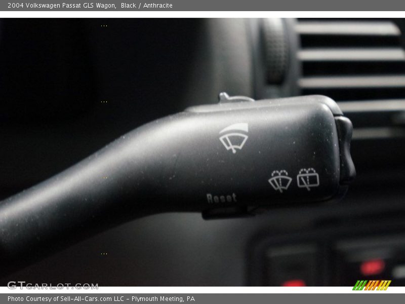 Black / Anthracite 2004 Volkswagen Passat GLS Wagon