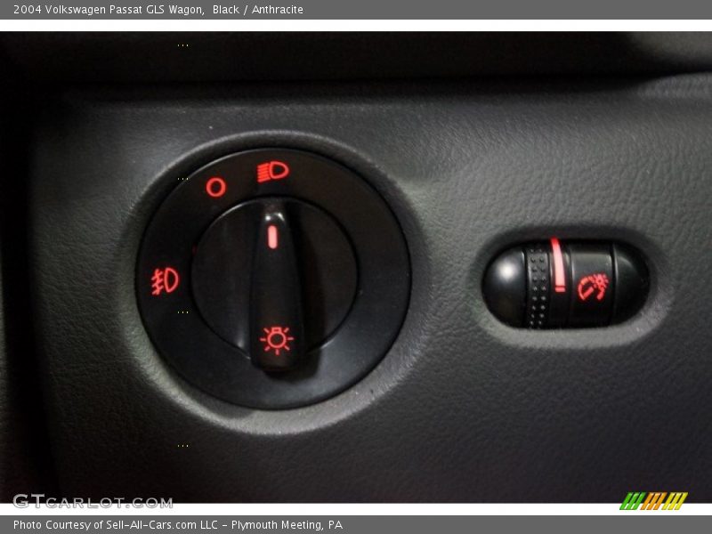 Black / Anthracite 2004 Volkswagen Passat GLS Wagon