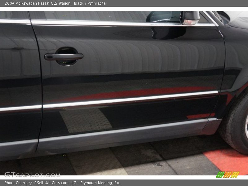 Black / Anthracite 2004 Volkswagen Passat GLS Wagon
