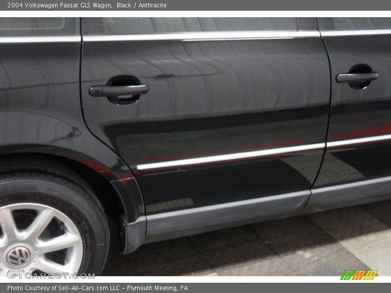 Black / Anthracite 2004 Volkswagen Passat GLS Wagon
