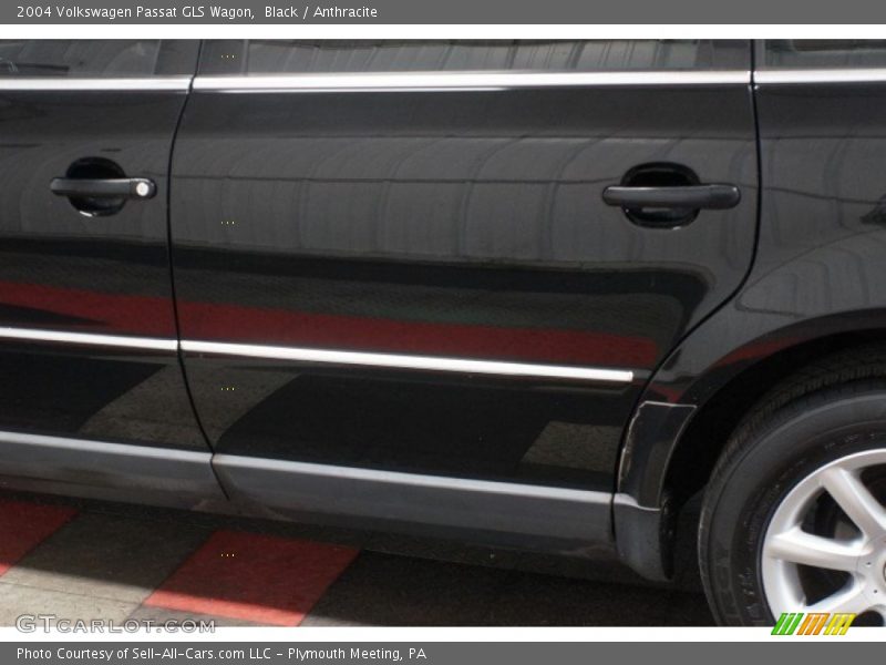 Black / Anthracite 2004 Volkswagen Passat GLS Wagon