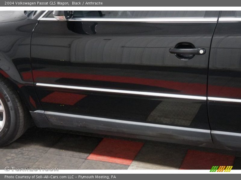 Black / Anthracite 2004 Volkswagen Passat GLS Wagon