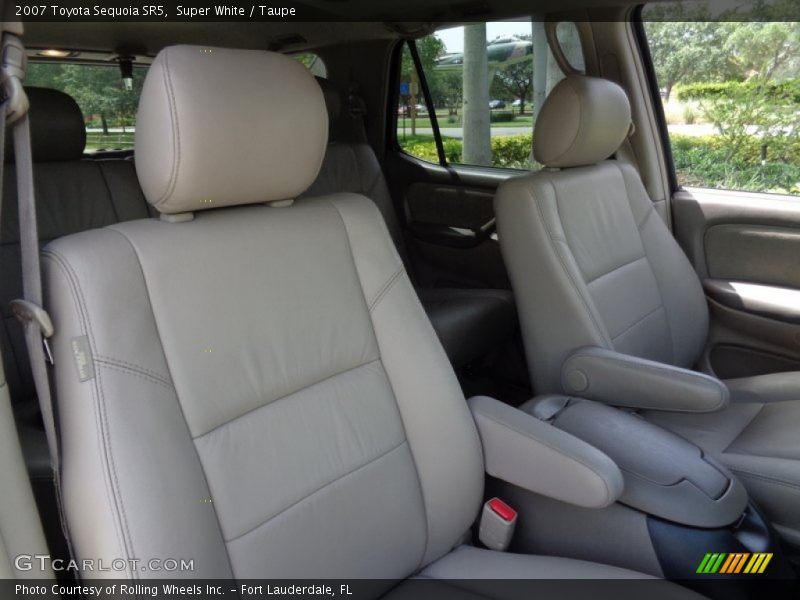 Super White / Taupe 2007 Toyota Sequoia SR5