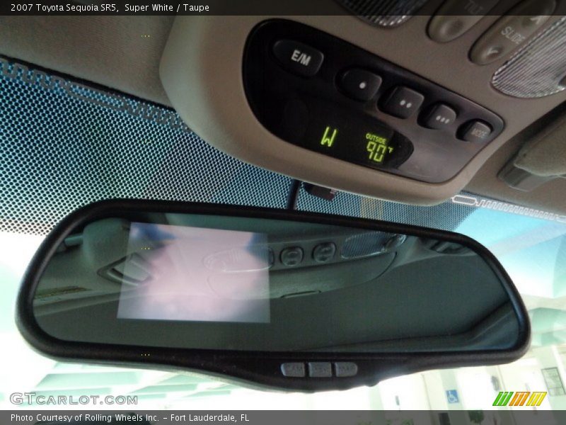 Super White / Taupe 2007 Toyota Sequoia SR5