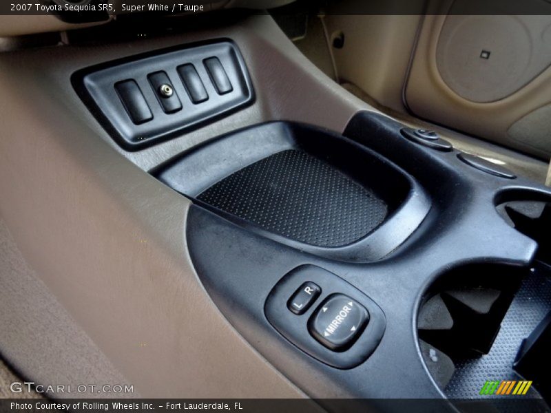 Controls of 2007 Sequoia SR5