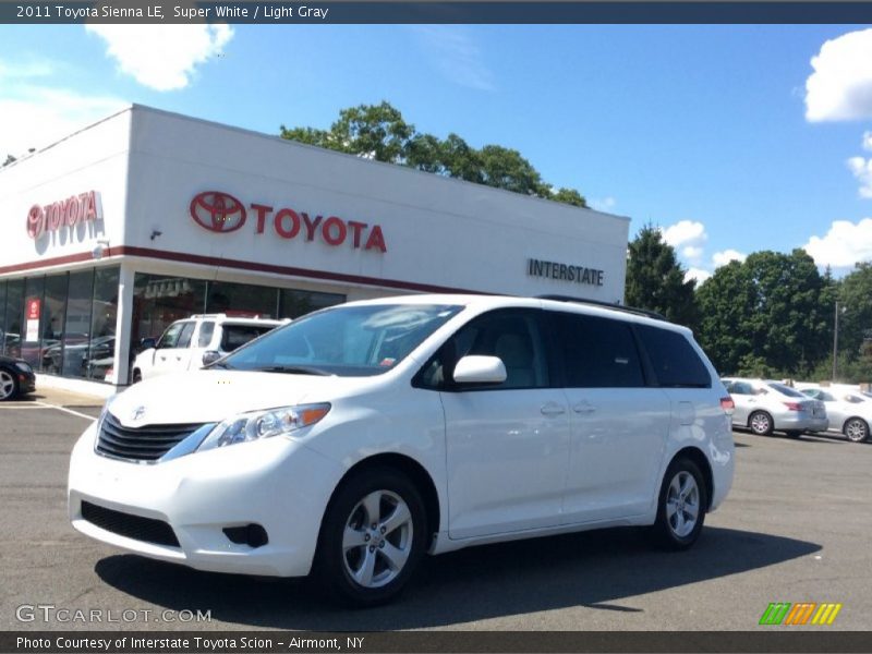 Super White / Light Gray 2011 Toyota Sienna LE