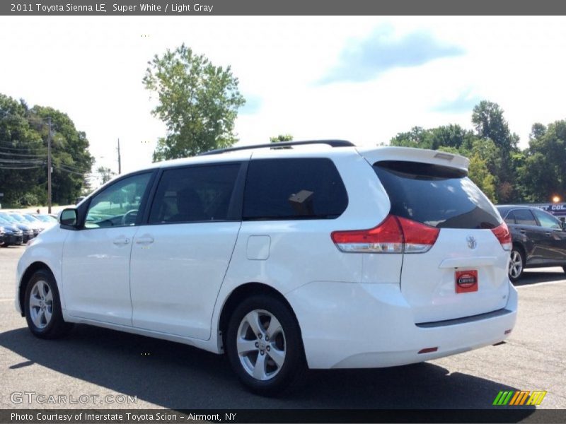 Super White / Light Gray 2011 Toyota Sienna LE