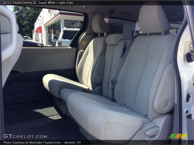 Super White / Light Gray 2011 Toyota Sienna LE