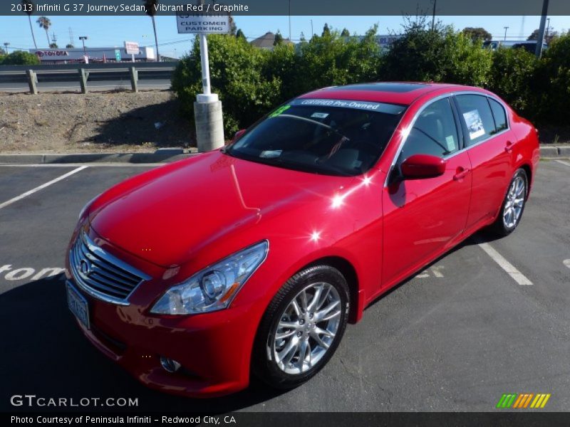 Front 3/4 View of 2013 G 37 Journey Sedan