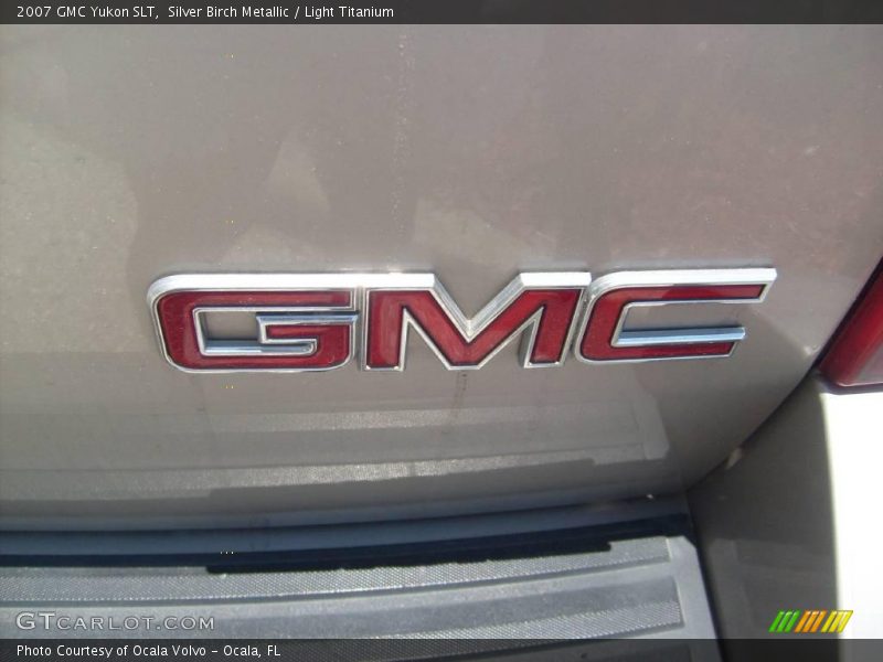 Silver Birch Metallic / Light Titanium 2007 GMC Yukon SLT