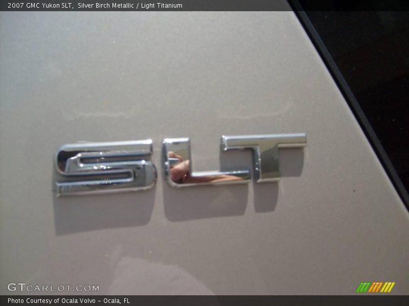 Silver Birch Metallic / Light Titanium 2007 GMC Yukon SLT