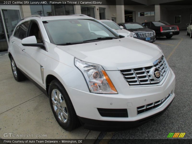 Platinum Ice Tricoat / Caramel/Ebony 2015 Cadillac SRX Luxury AWD