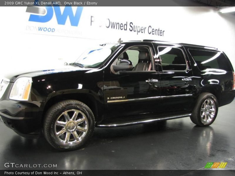 Onyx Black / Ebony 2009 GMC Yukon XL Denali AWD