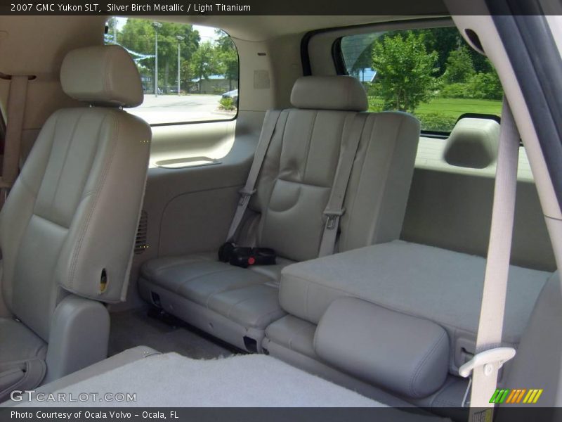 Silver Birch Metallic / Light Titanium 2007 GMC Yukon SLT