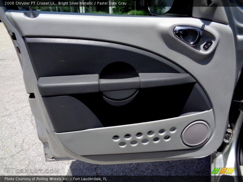Bright Silver Metallic / Pastel Slate Gray 2008 Chrysler PT Cruiser LX