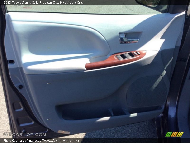 Predawn Gray Mica / Light Gray 2013 Toyota Sienna XLE