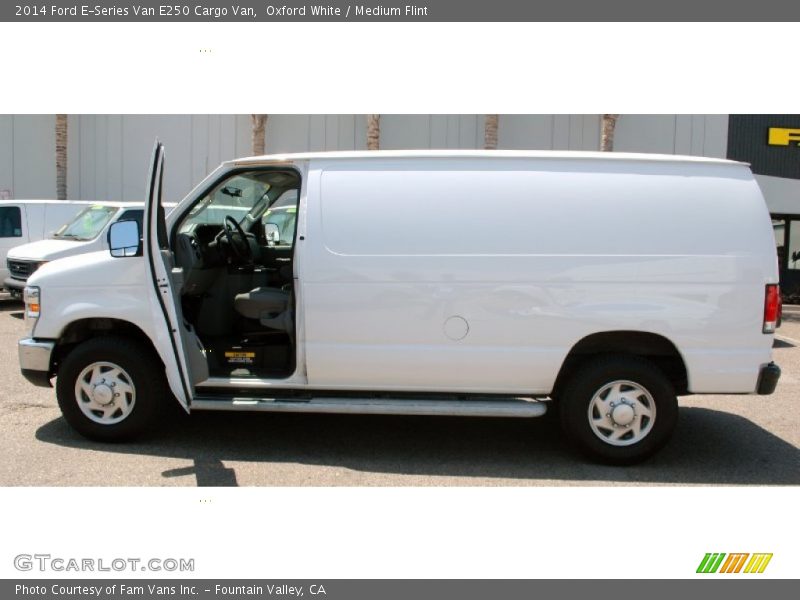 Oxford White / Medium Flint 2014 Ford E-Series Van E250 Cargo Van