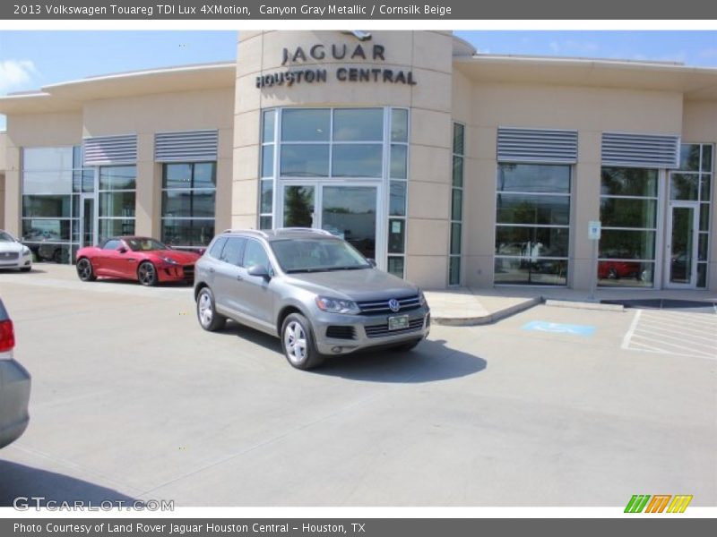 Canyon Gray Metallic / Cornsilk Beige 2013 Volkswagen Touareg TDI Lux 4XMotion