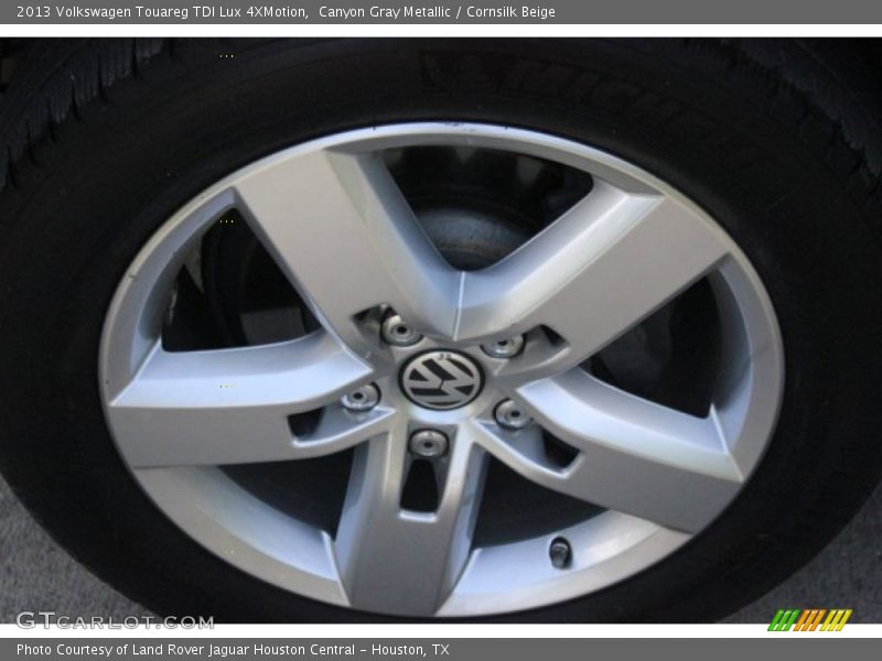 Canyon Gray Metallic / Cornsilk Beige 2013 Volkswagen Touareg TDI Lux 4XMotion