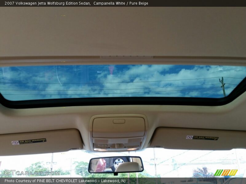 Campanella White / Pure Beige 2007 Volkswagen Jetta Wolfsburg Edition Sedan