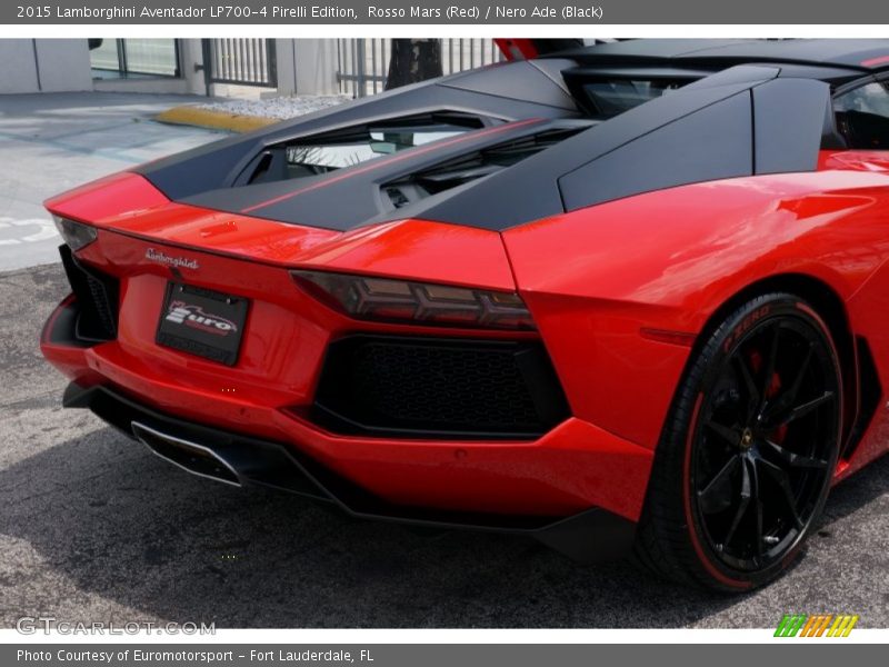 Rosso Mars (Red) / Nero Ade (Black) 2015 Lamborghini Aventador LP700-4 Pirelli Edition