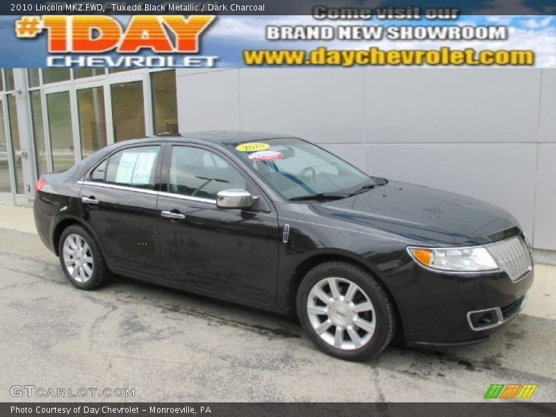 Tuxedo Black Metallic / Dark Charcoal 2010 Lincoln MKZ FWD