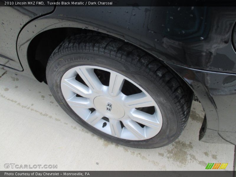 Tuxedo Black Metallic / Dark Charcoal 2010 Lincoln MKZ FWD